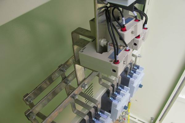 玉林配电柜-3683谈谈配电柜的尺寸有哪些